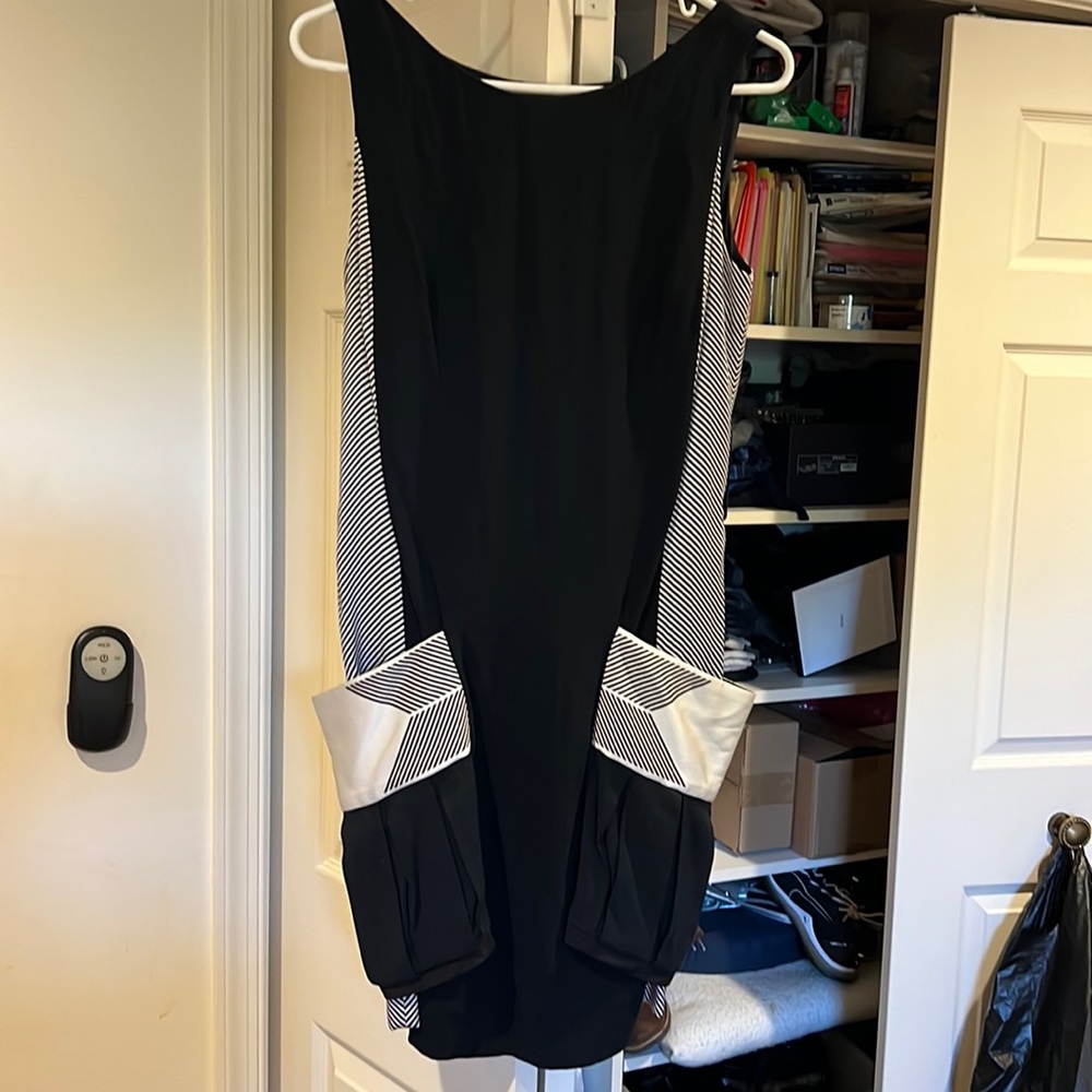 Jonathan Saunders black fitted dress